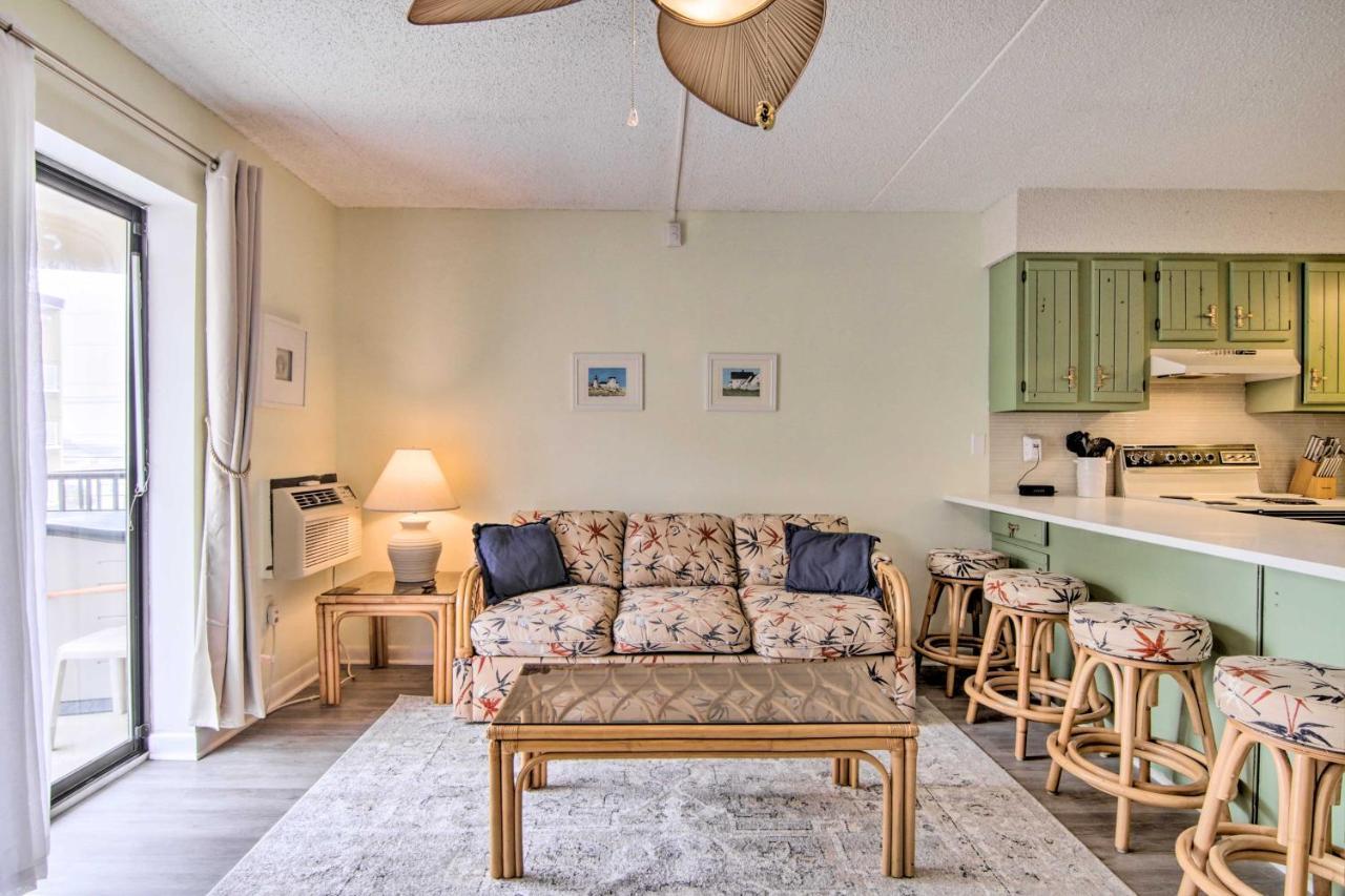 Bright Ocean City Condo - Walk To Beaches! Exterior photo